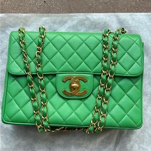 Chanel Vintage Green Jumbo